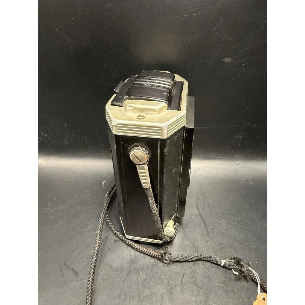 Kodak Brownie Reflex Synchro Model Vintage Camera for Display or Parts